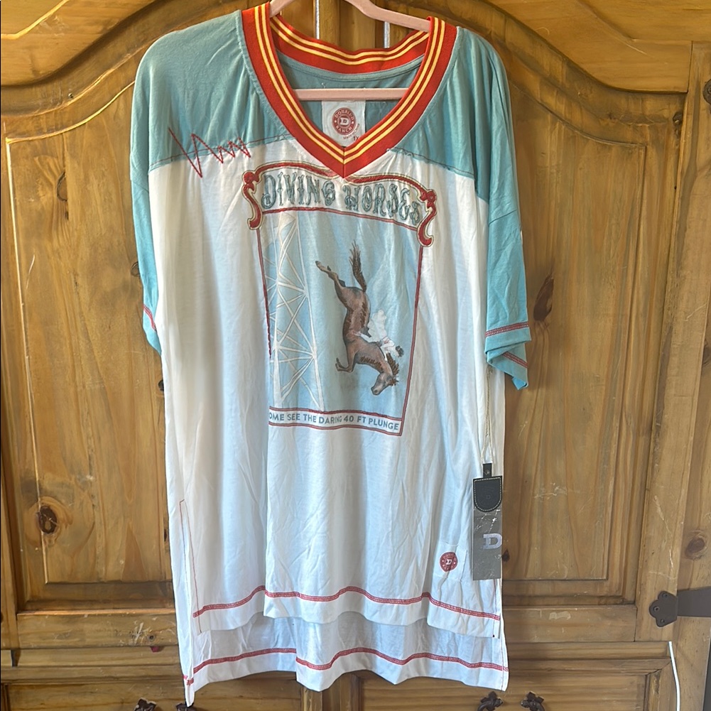 Vintage Style Graphic T-Shirt In Blue And White